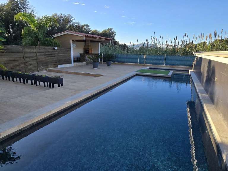 House Bastelicaccia - 360m²