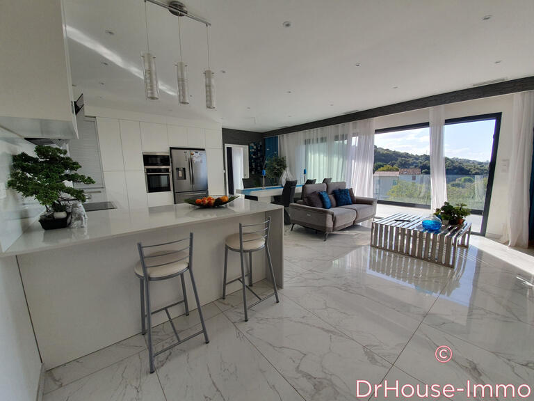 Villa Bastelicaccia - 3 bedrooms - 158m²