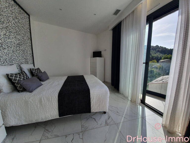 Villa Bastelicaccia - 3 bedrooms - 158m²