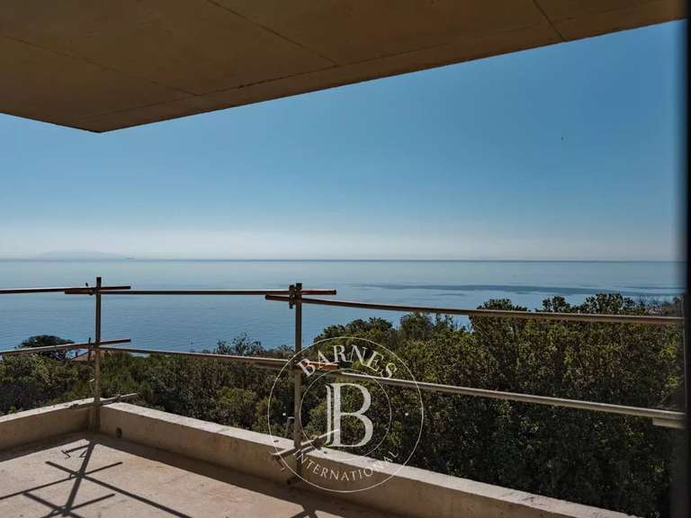 Appartement Bastia - 2 chambres - 98m²