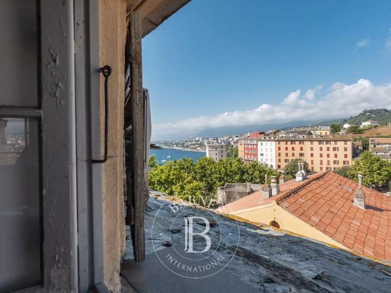 Appartement Bastia - 4 chambres - 150m²