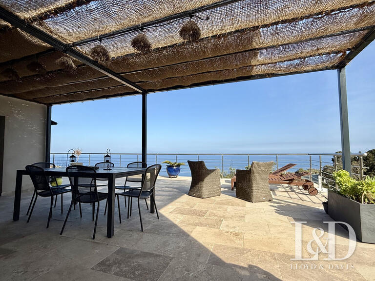 House Bastia - 3 bedrooms - 160m²