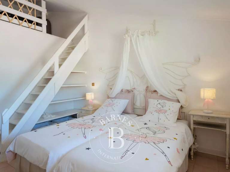 Maison Bastia - 5 chambres - 270m²