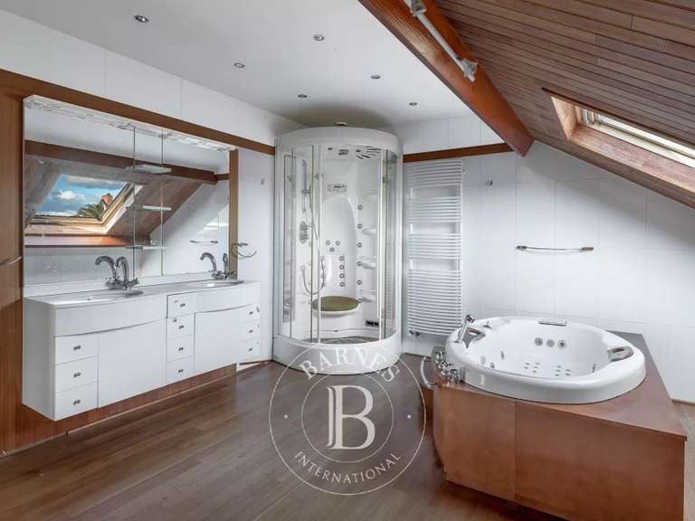 Maison Batz-sur-Mer - 4 chambres - 180m²