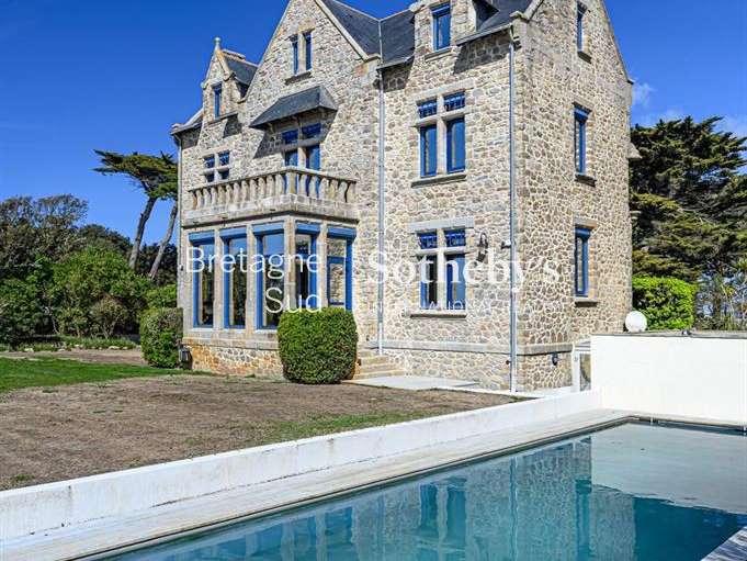 Propriété Batz-sur-Mer - 6 chambres - 267m²