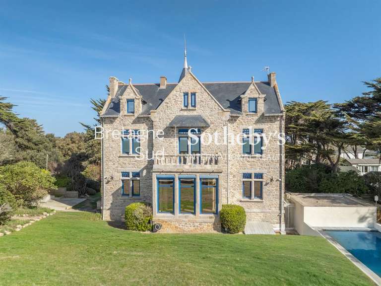Propriété Batz-sur-Mer - 6 chambres - 267m²