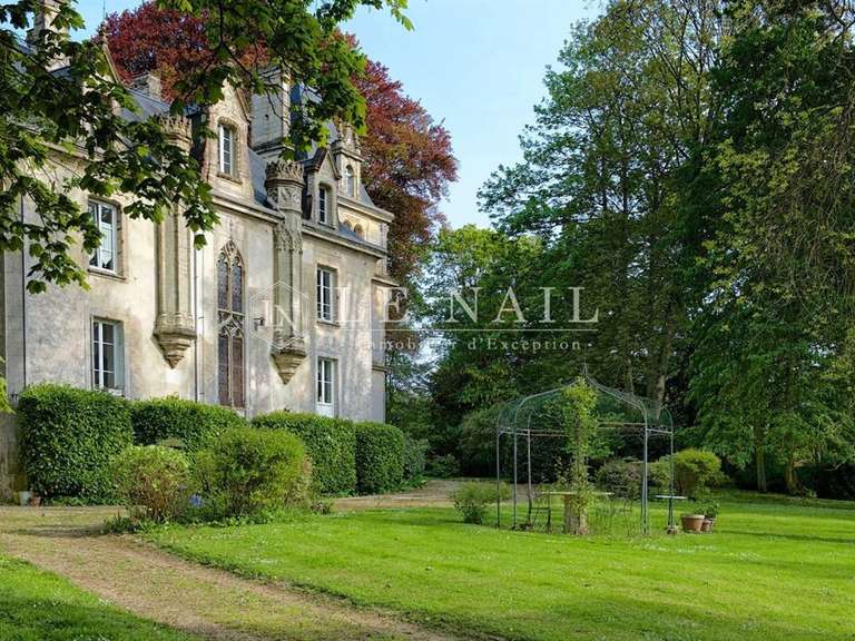 Castle Bayeux - 10 bedrooms - 466m²