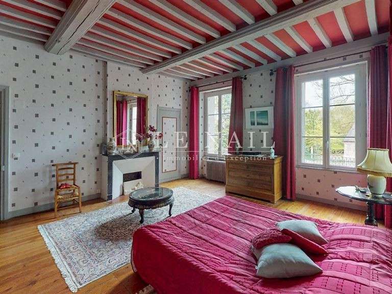 Castle Bayeux - 10 bedrooms - 466m²