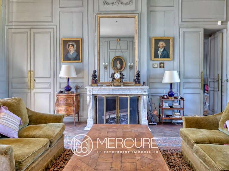 Château Bayeux - 11 chambres - 1100m²