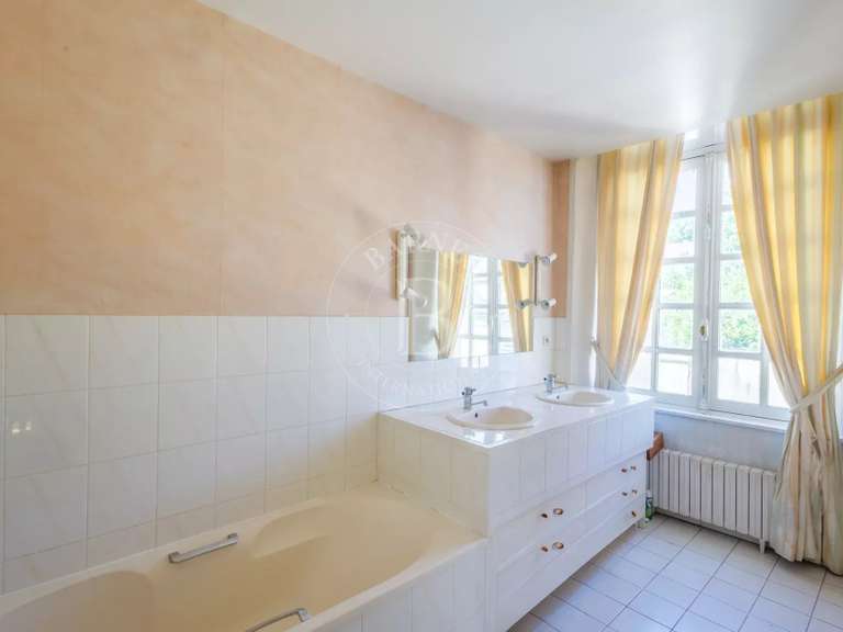 Hôtel particulier Bayeux - 10 chambres - 489m²