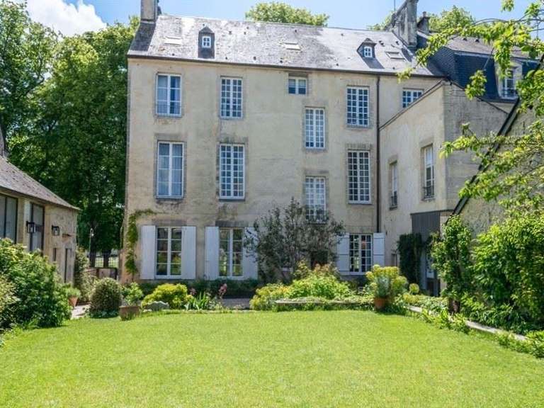 Hôtel particulier Bayeux - 7 chambres - 475m²