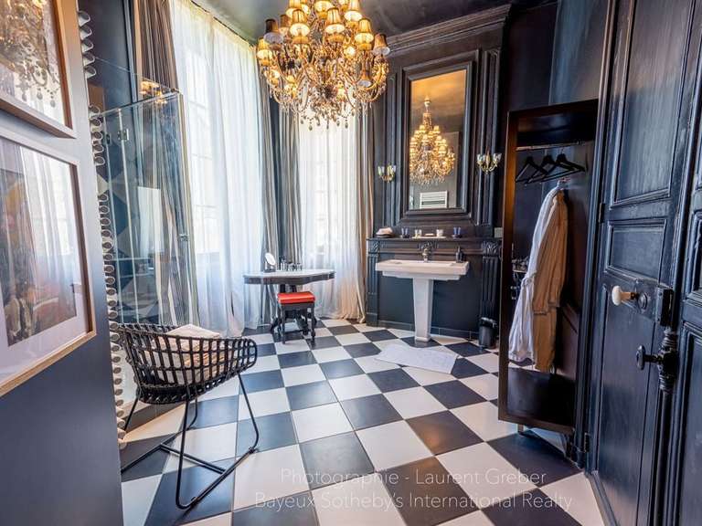 Hôtel particulier Bayeux - 7 chambres - 475m²