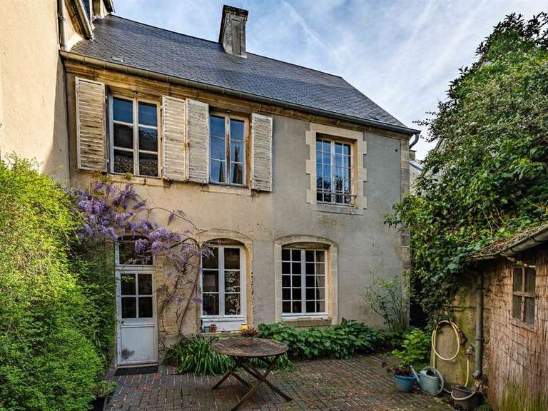 Maison Bayeux - 6 chambres - 300m²