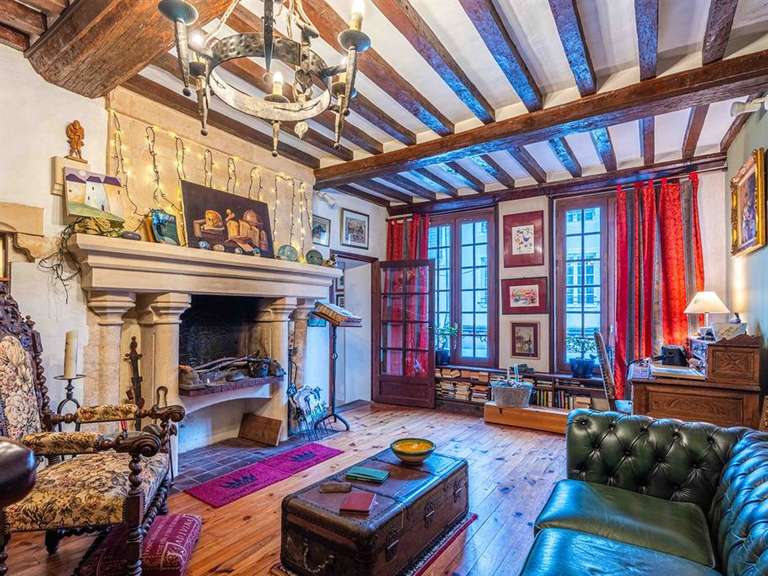 Maison Bayeux - 3 chambres - 338m²