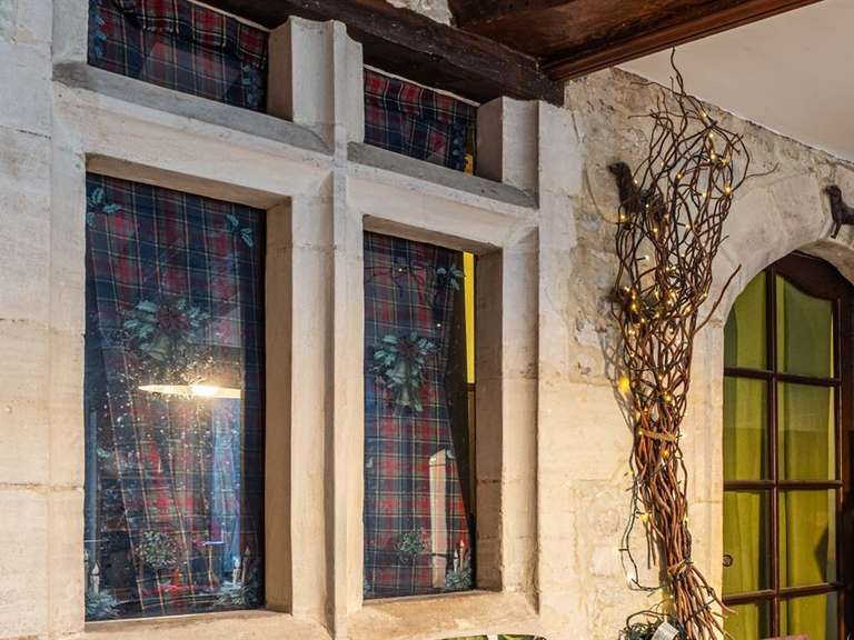 Maison Bayeux - 3 chambres - 338m²