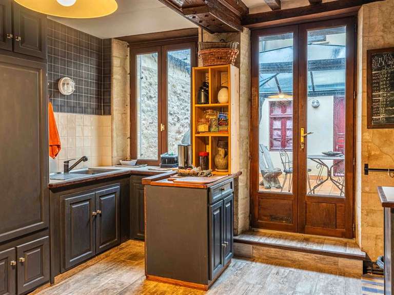 House Bayeux - 3 bedrooms - 338m²