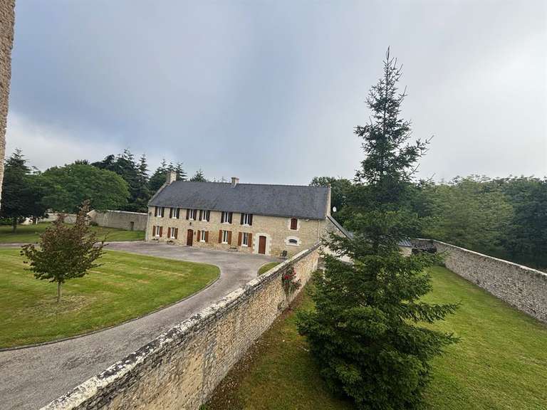 Maison Bayeux - 3 chambres - 282m²