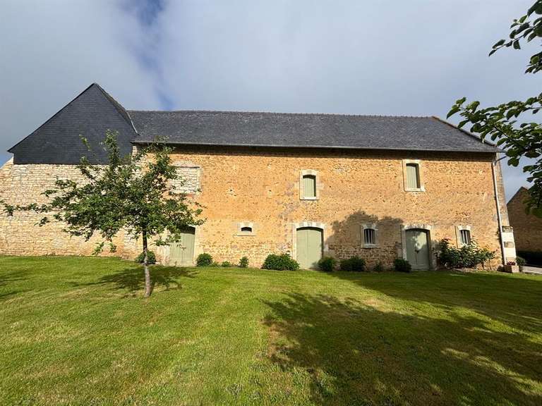 Maison Bayeux - 3 chambres - 282m²