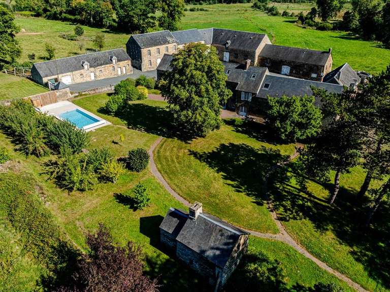 Maison Bayeux - 7 chambres - 578m²