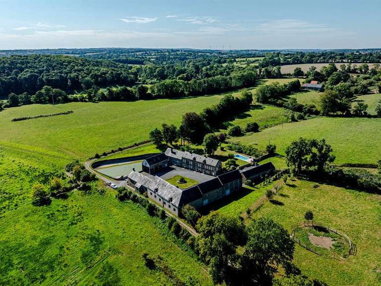 House Bayeux - 7 bedrooms - 578m²