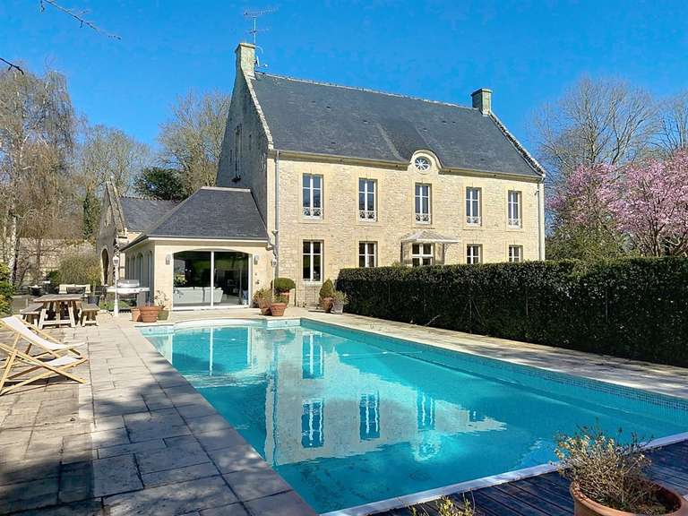 House Bayeux - 4 bedrooms - 321m²