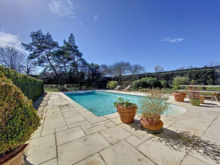 House Bayeux - 4 bedrooms - 321m²