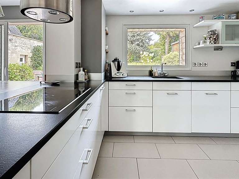 Maison Bayeux - 5 chambres - 232m²