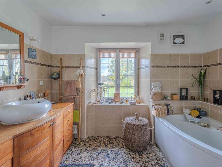 Maison Bayeux - 4 chambres - 245m²