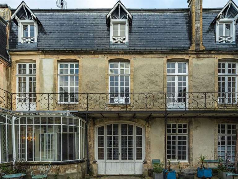 House Bayeux - 10 bedrooms - 416m²