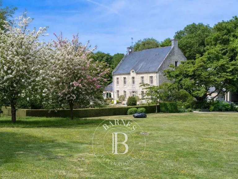 Maison Bayeux - 3 chambres - 321m²