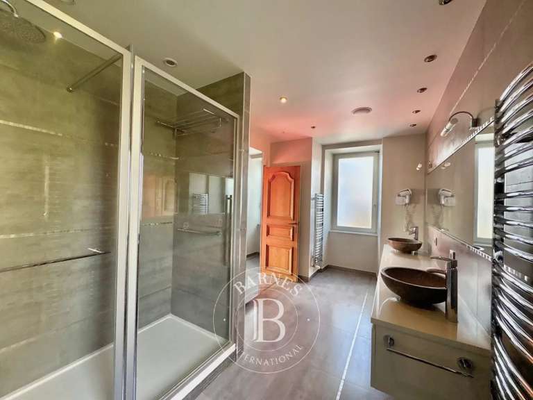 Maison Bayeux - 3 chambres - 321m²