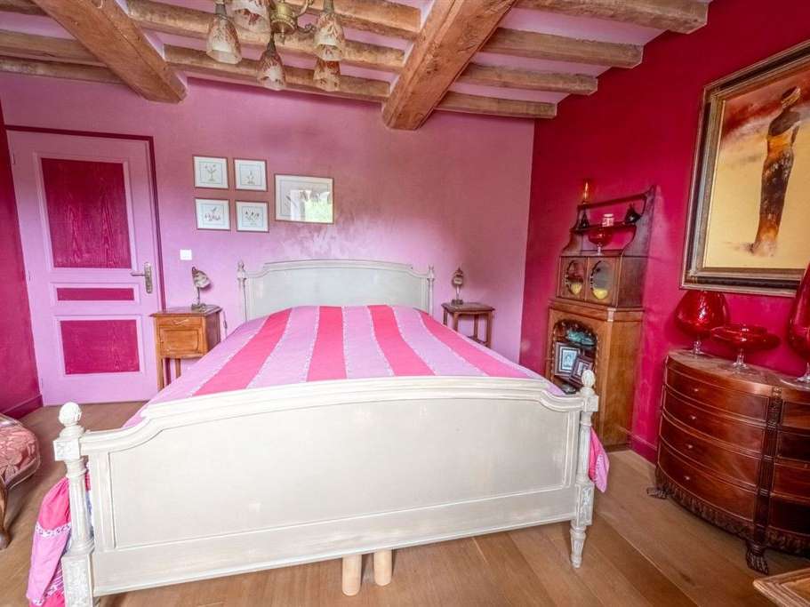 House Bayeux
