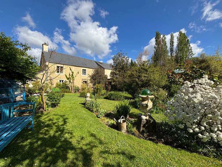 Maison Bayeux - 3 chambres - 226m²