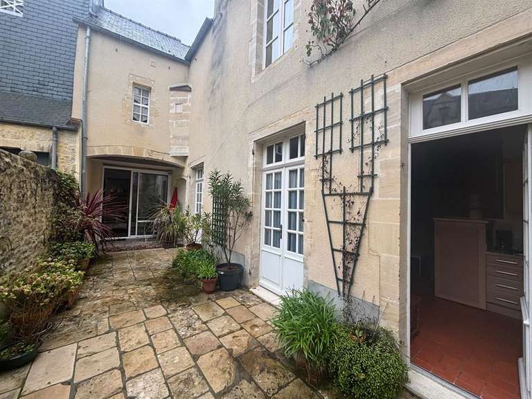 Maison Bayeux - 7 chambres - 238m²