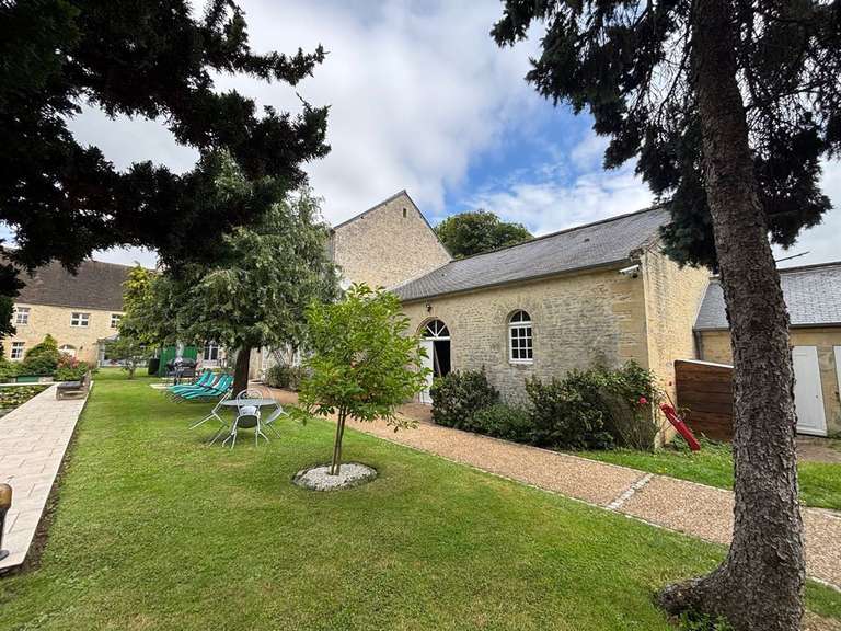 Manor Bayeux - 7 bedrooms - 655m²