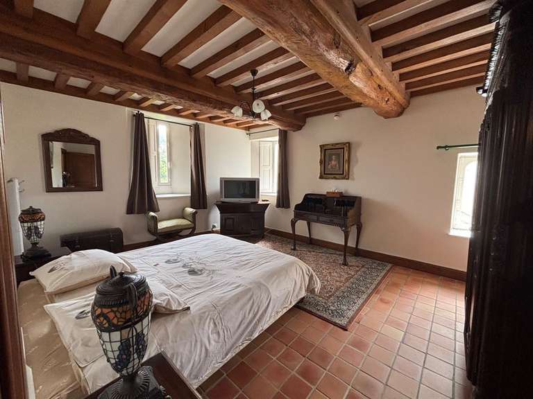 Manor Bayeux - 7 bedrooms - 655m²