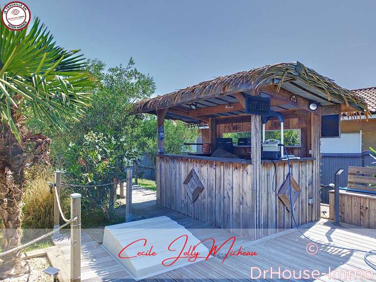 Villa Bayon-sur-Gironde - 4 chambres - 150m²