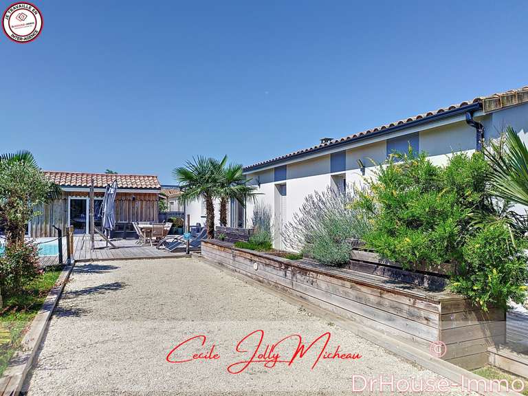 Villa Bayon-sur-Gironde - 4 chambres - 150m²