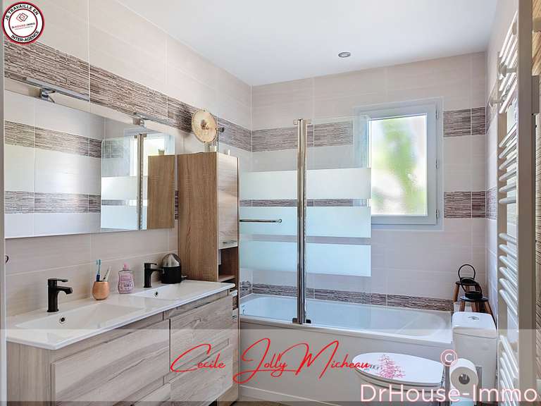 Villa Bayon-sur-Gironde - 4 chambres - 150m²