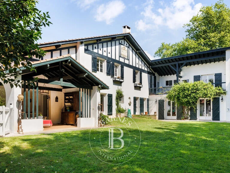 House Bayonne - 5 bedrooms - 460m²