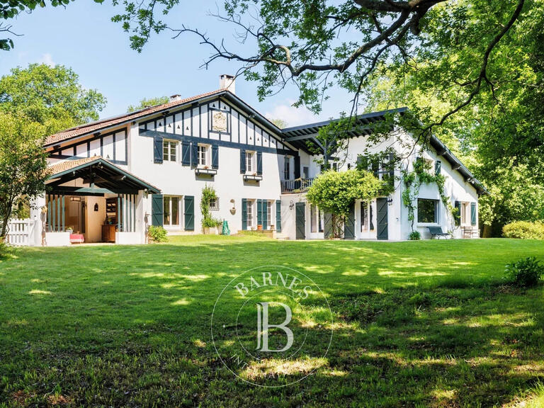 House Bayonne - 5 bedrooms - 460m²