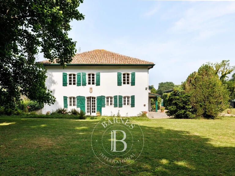 Maison Bayonne - 5 chambres - 275m²