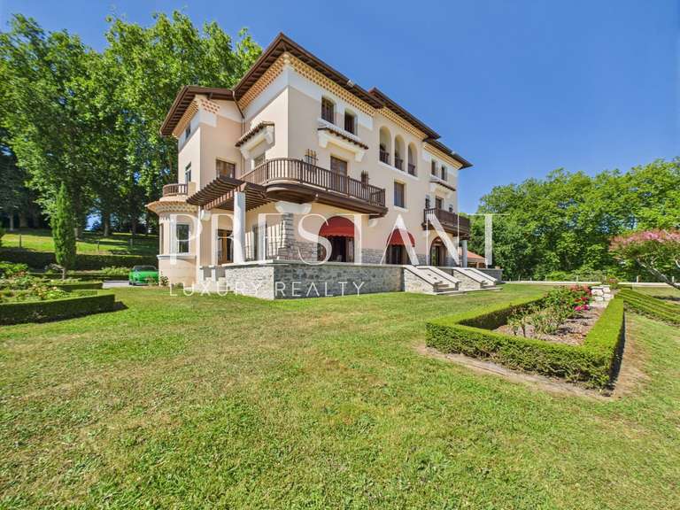 House Bayonne - 8 bedrooms - 470m²