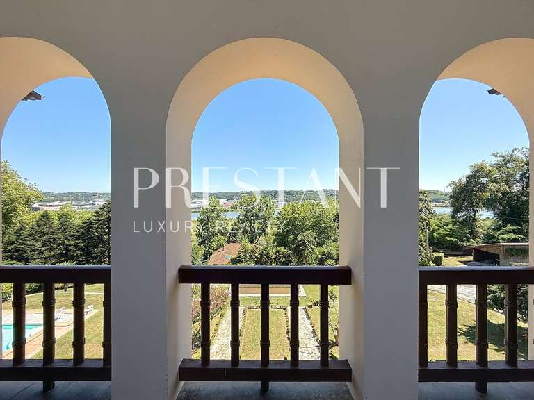 Maison Bayonne - 8 chambres - 470m²