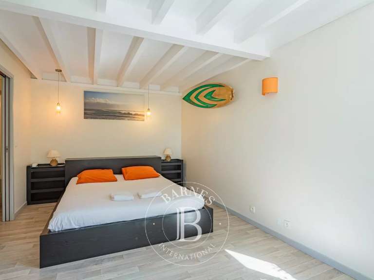 Maison Bayonne - 6 chambres - 240m²