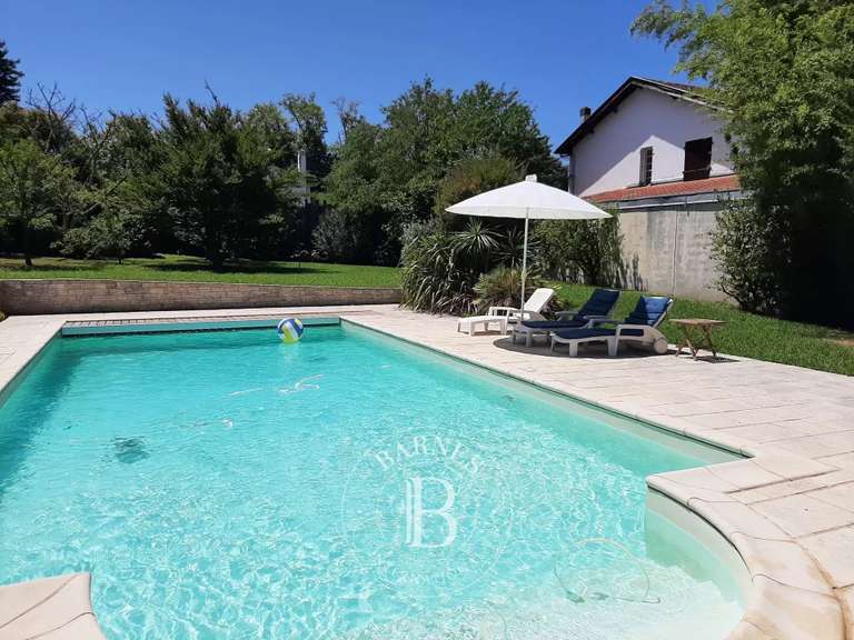 Maison Bayonne - 7 chambres - 280m²
