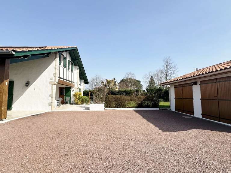 Maison Bayonne - 4 chambres - 185m²