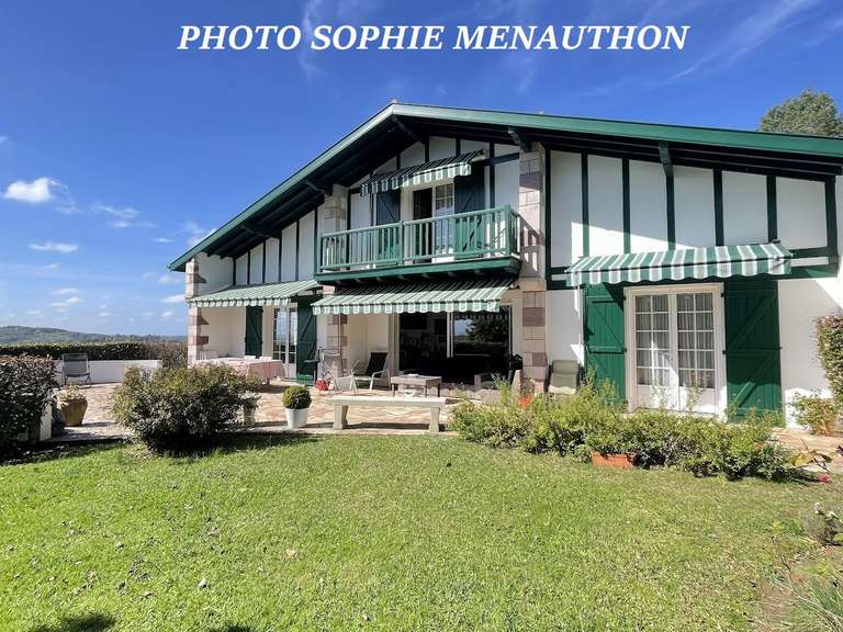 House Bayonne - 4 bedrooms - 192m²