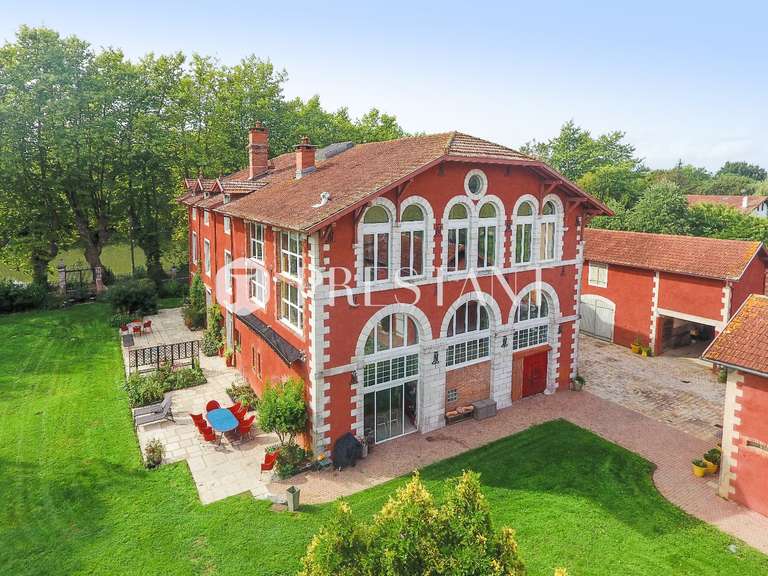 Maison Bayonne - 8 chambres - 685m²