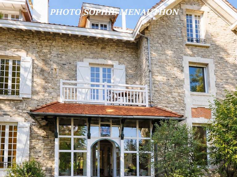 House Bayonne - 9 bedrooms - 488m²